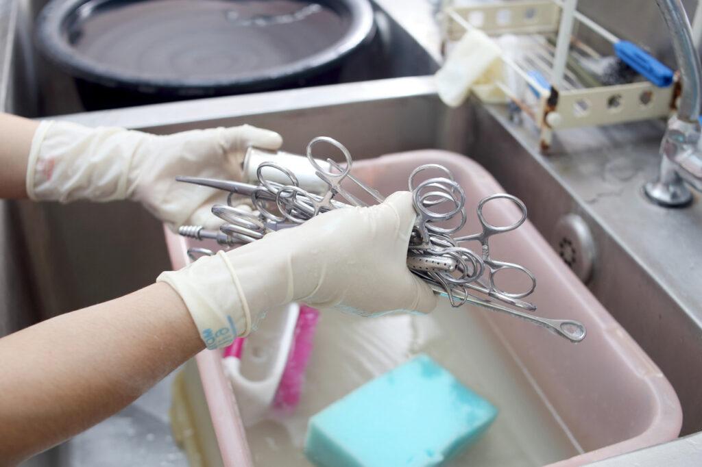 Cleaning And Sterilisation Best Practices For Surgical Equipment | Vet ...